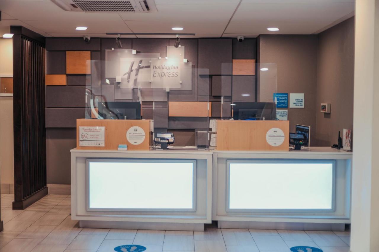 Holiday Inn Express - Allentown North By Ihg Exterior foto